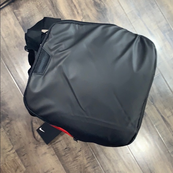 Training Duffel Bag (Small)
Nike Brasilia - Picture 7 of 16